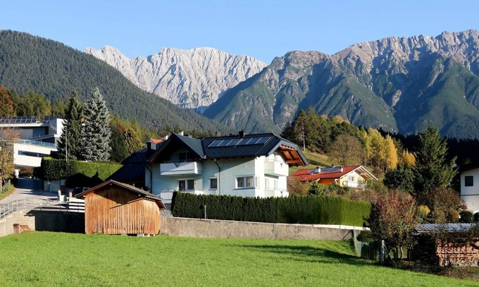 Imst Apartment | 70 m² Apartment ∙ 2 bedrooms ∙ 4 guests