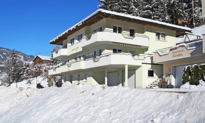 Hainzenberg Apartment | 70 m² Apartment ∙ 2 bedrooms ∙ 6 guests