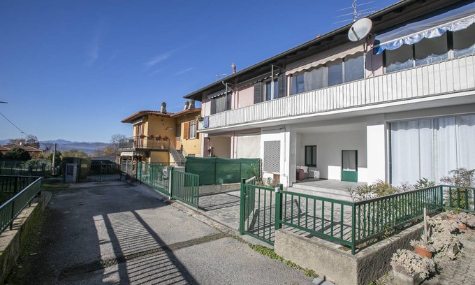 Cadrezzate Apartment | 70 m² Apartment ∙ 2 bedrooms ∙ 5 guests