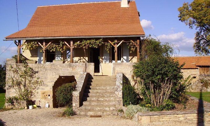 Varaire House | 70 m² Gîte ∙ 2 bedrooms ∙ 4 guests