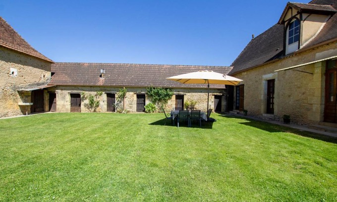 Saint-Chamassy House | 70 m² Gîte ∙ 2 bedrooms ∙ 4 guests