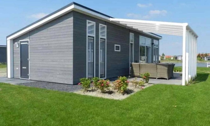 Wemeldinge House | 70 m² House ∙ 2 bedrooms ∙ 4 guests