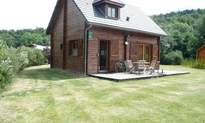 Jassat Ski Chalet | 70 M2 "Les Genets" chalet for rent 250 m from Lake Chambon