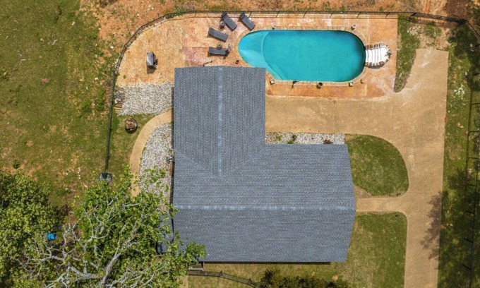Gilmer House | 700+ acre farm with ponds and a POOL located in Gilmer, Texas!
