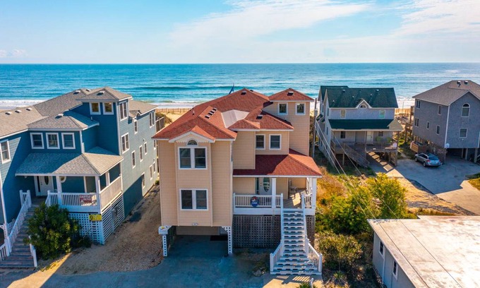 South Nags Head House | 7005 OBX Attitude Oceanfront Pool & Hot Tub
