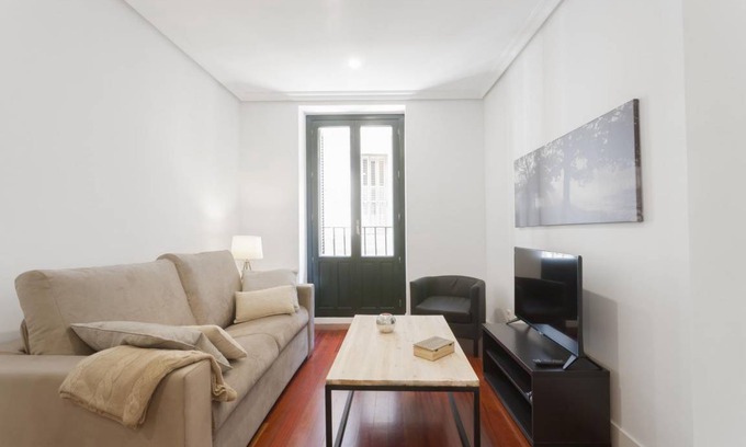 Malasana Apartment | 72 m² Apartment ∙ 1 bedroom ∙ 4 guests