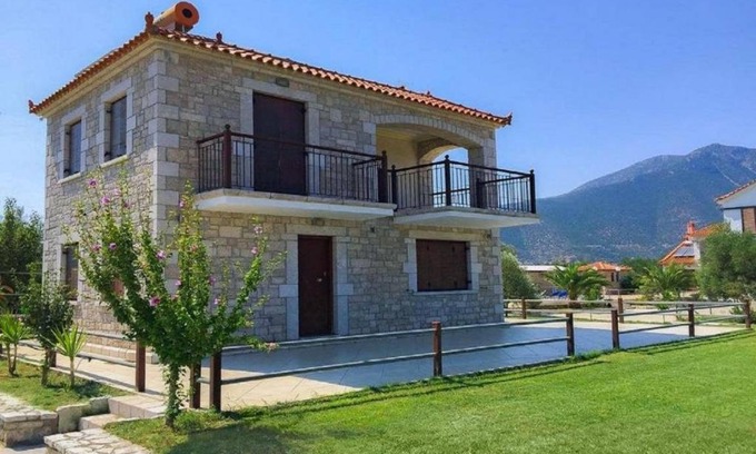 Paralio Astros Villa | 72 m² Villa ∙ 3 bedrooms ∙ 4 guests
