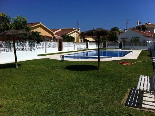 Torremolinos Ski Chalet | 75 m² Chalet ∙ 2 bedrooms ∙ 5 guests