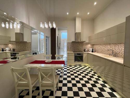 Szeged Apartment | 77 m² Apartment ∙ 2 bedrooms ∙ 5 guests