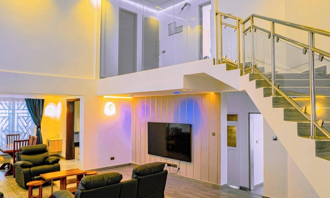 Dar es Salaam Villa | 8 Guests - 4 Bedrooms - Dar Es Salaam City