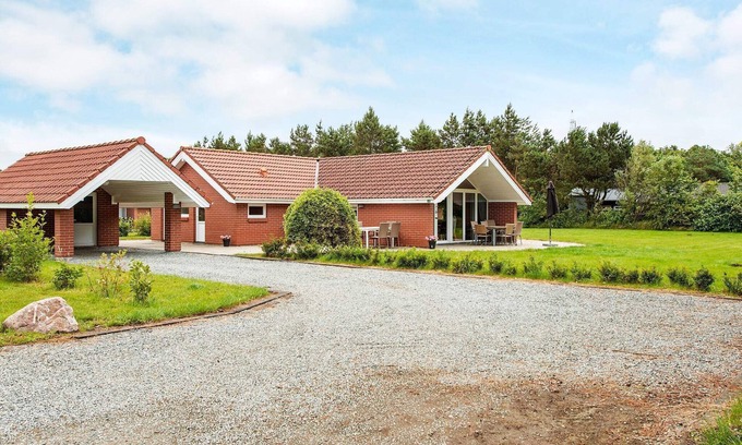 Jegum House | 8 person holiday home in Oksbøl-By Traum