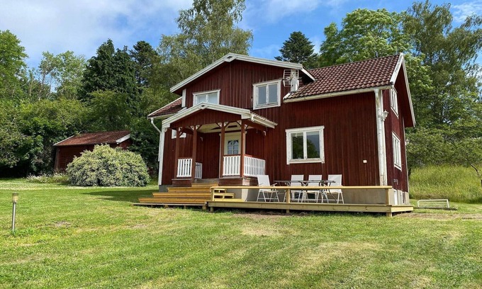 Aneby House | 8 person holiday home in ANNEBY-By Traum
