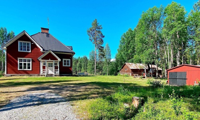 Kattisavan House | 8 person holiday home in LYCKSELE-By Traum