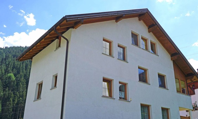 Pettneu am Arlberg Apartment | 80 m² Apartment ∙ 2 bedrooms ∙ 6 guests