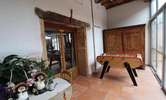 Albigny-sur-Saone Apartment | 80 m² Apartment ∙ 2 bedrooms ∙ 6 guests