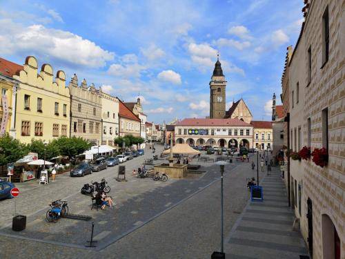 Slavonice Apartment | 80 m² Apartment ∙ 1 bedroom ∙ 6 guests