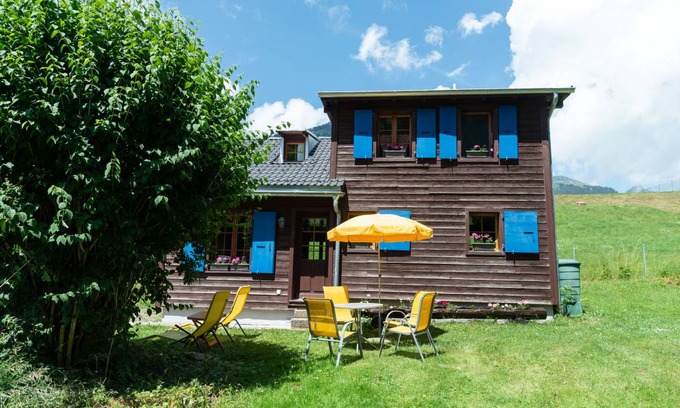Leysin Apartment | 80 m² Apartment ∙ 2 bedrooms ∙ 4 guests