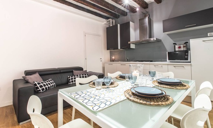 Castello Apartment | 80 m² Apartment ∙ 2 bedrooms ∙ 6 guests