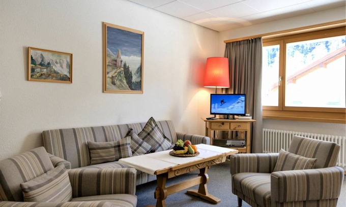 Pontresina Apartment | 80 m² Apartment ∙ 2 bedrooms ∙ 4 guests