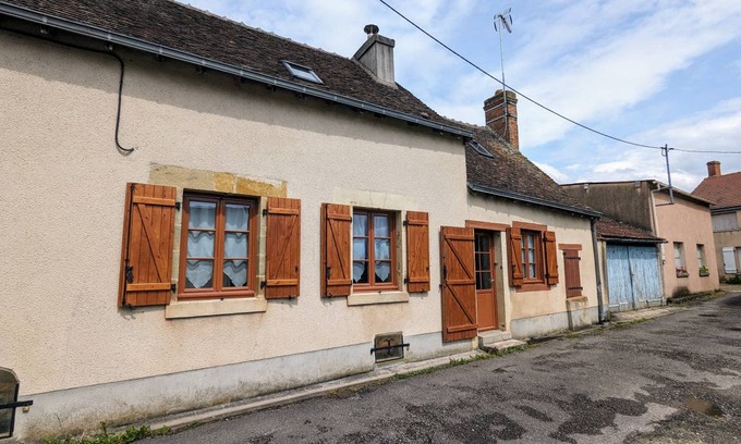 Levroux Cottage | 80 m² Cabin ∙ 2 bedrooms ∙ 5 guests
