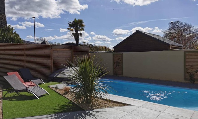 Saint-Julien House | 80 m² Gîte ∙ 3 bedrooms ∙ 6 guests