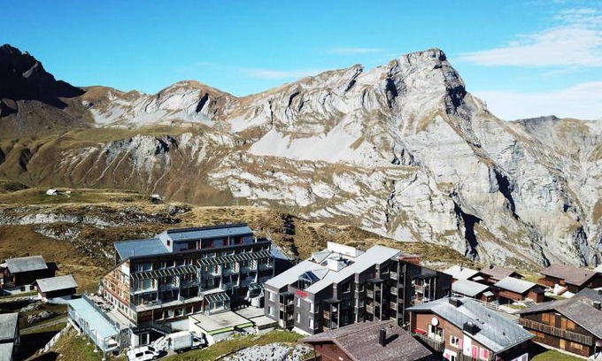 Melchsee-Frutt Hotel | 80 m² Hotel ∙ 2 bedrooms ∙ 8 guests