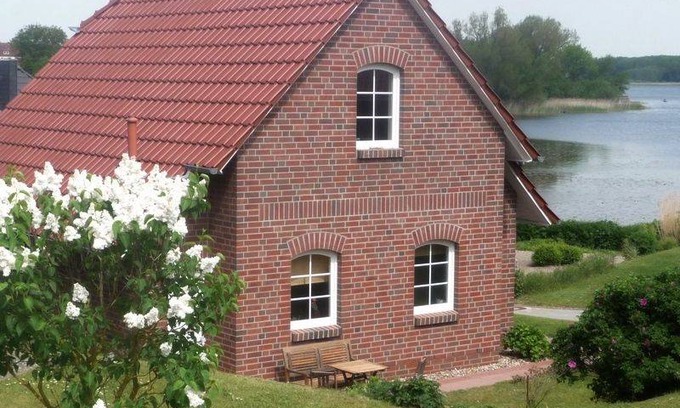 Sternberg House | 80 m² House ∙ 3 bedrooms ∙ 6 guests