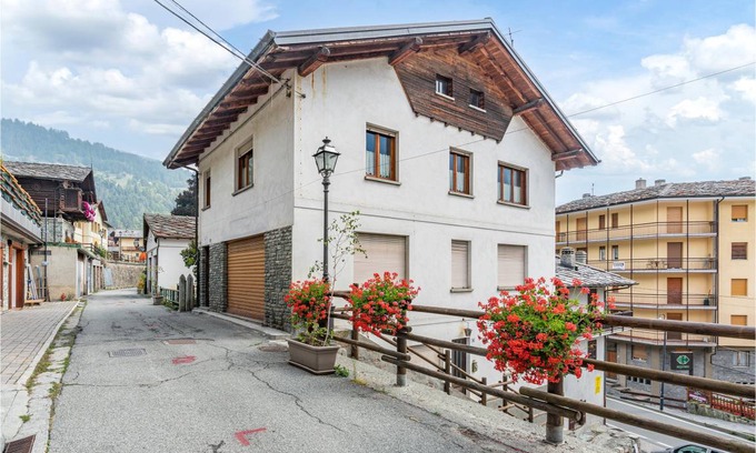 Brusson House | 80 m² Maisonette ∙ 3 bedrooms ∙ 6 guests