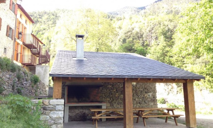 Nyer House | 82 m² Gîte ∙ 3 bedrooms ∙ 6 guests