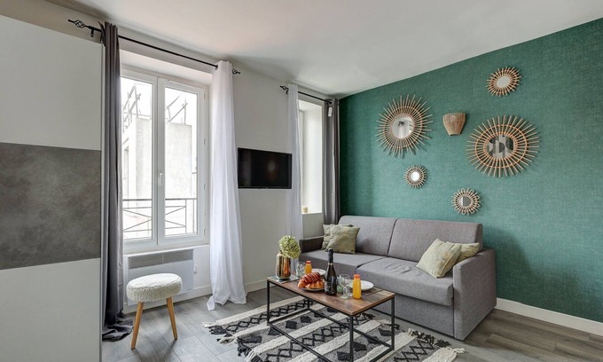 Bagnolet Apartment | 823 Suite Funky - Superb Apartment