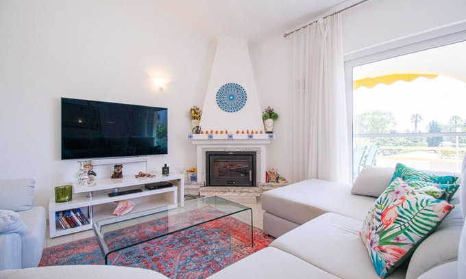 Areias Dos Moinhos Ski Chalet | 84 ADM Girod Amazing House in Carvoeiro