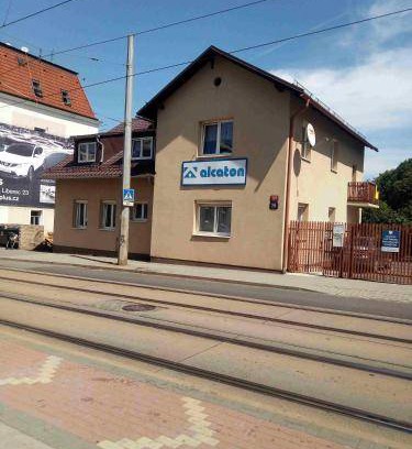 Liberec Apartment | 85 m² Apartment ∙ 7 guests