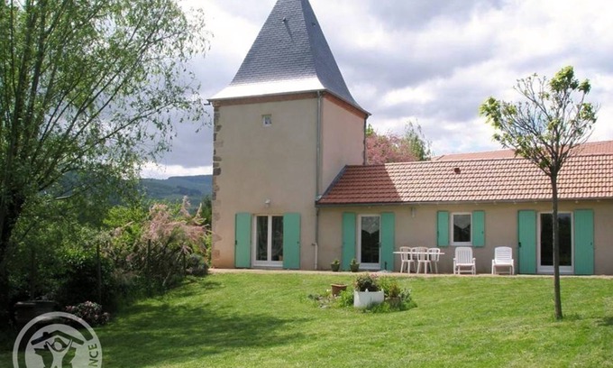 Lentigny Cottage | 85 m² Cabin ∙ 2 bedrooms ∙ 4 guests