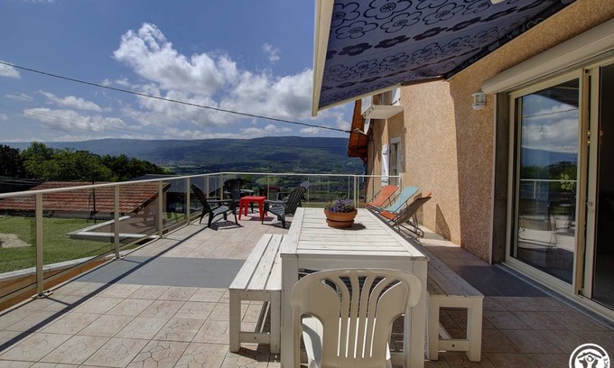 Confort House | 85 m² Gîte ∙ 2 bedrooms ∙ 5 guests