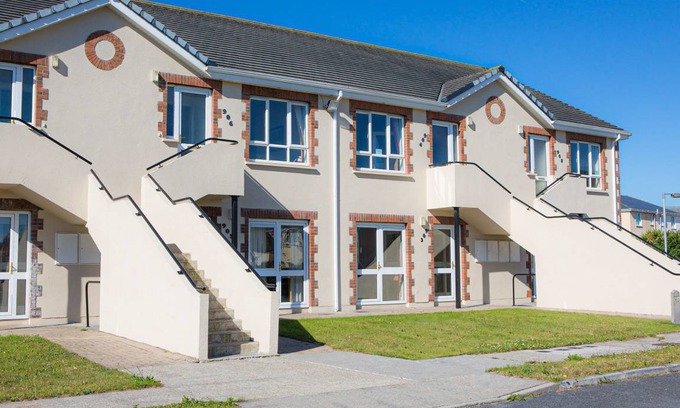 Kilkee House | 85 m² House ∙ 2 bedrooms ∙ 4 guests