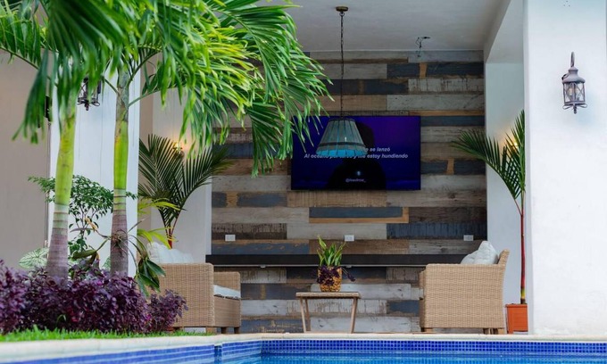 Retalhuleu Villa | 850 m² Villa ∙ 4 bedrooms ∙ 11 guests