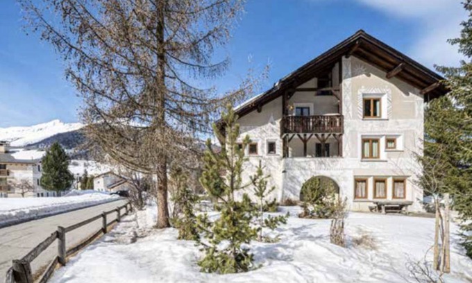 La Punt-Chamues-ch Apartment | 89 m² Apartment ∙ 2 bedrooms ∙ 6 guests