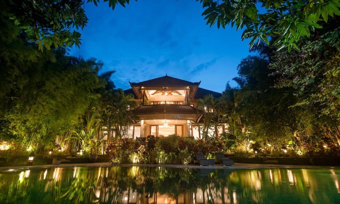 Berawa Villa | 9 Bdr-Last Minute Deal 50%+ OFF! Close To Beach