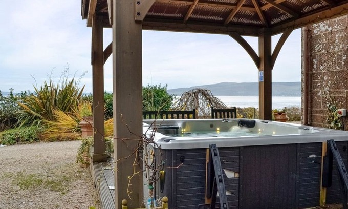 Skelmorlie Cabin | 9 bedroom accommodation in Skelmorlie, near Largs