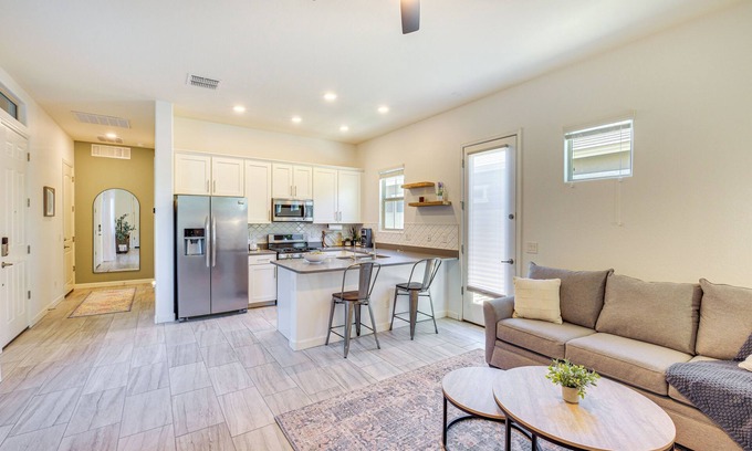 Chandler Apartment | 9 Mi to Chandler Fashion Center: Apt Near Golf!