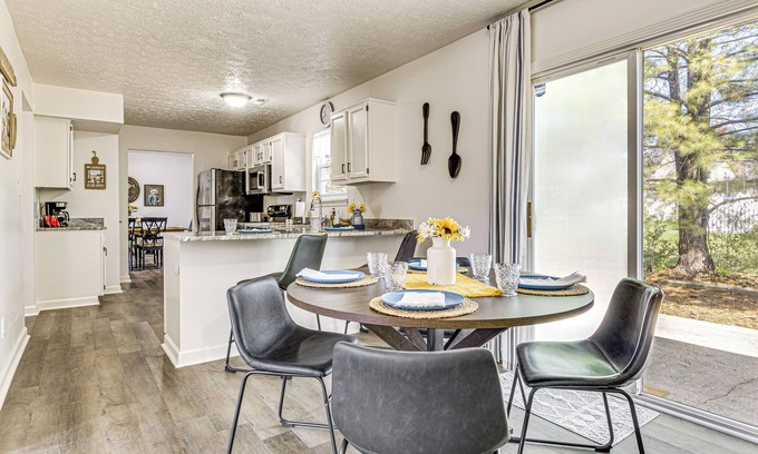 Wayne House | 9 Mi to Dtwn Indianapolis: Family-Friendly Home!