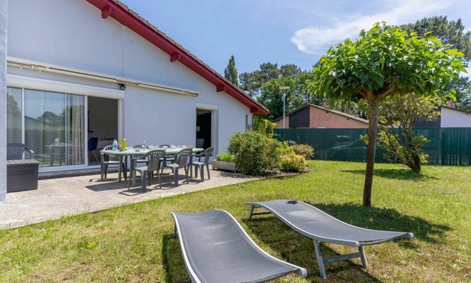 Mimizan Other | 90 m² Accommodation ∙ 3 bedrooms ∙ 6 guests