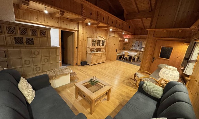 Hausen Apartment | 90 m² Apartment ∙ 2 bedrooms ∙ 5 guests