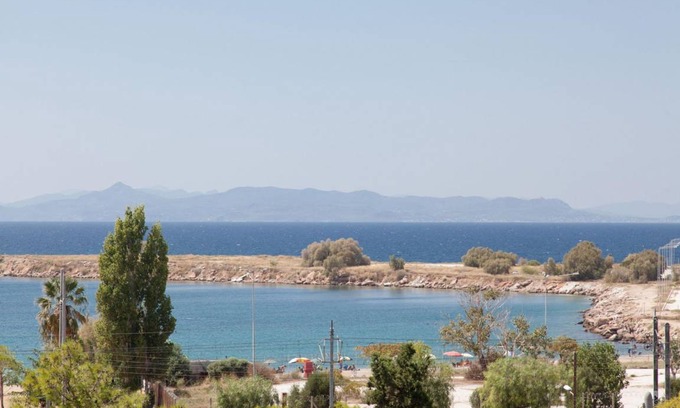 Glyfada Apartment | 90 m² Apartment ∙ 2 bedrooms ∙ 6 guests