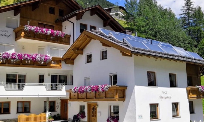 Kappl Apartment | 90 m² Apartment ∙ 3 bedrooms ∙ 6 guests