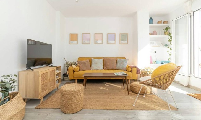 Campanar Apartment | 90 m² Apartment ∙ 1 bedroom ∙ 3 guests