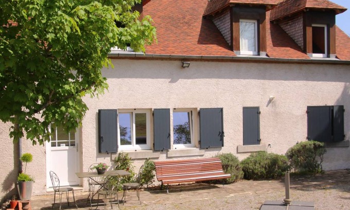 Besson Cottage | 90 m² Cabin ∙ 2 bedrooms ∙ 4 guests