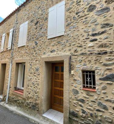Pezilla-de-Conflent House | 90 m² House ∙ 2 bedrooms ∙ 7 guests