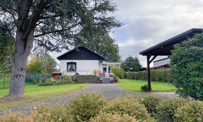 Altenkirchen House | 90 m² House ∙ 2 bedrooms ∙ 3 guests