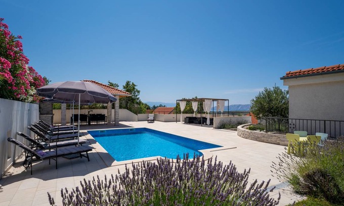 Bribir House | 90 m² House ∙ 4 bedrooms ∙ 7 guests
